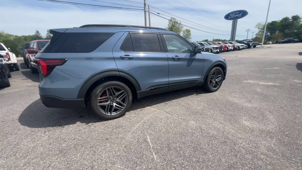Certified 2025 Ford Explorer ST AWD/4WD image 20
