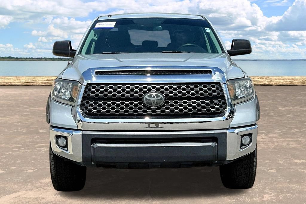 Used 2018 Toyota Tundra SR5 w/ SR5 Upgrade Package AWD/4WD image 2