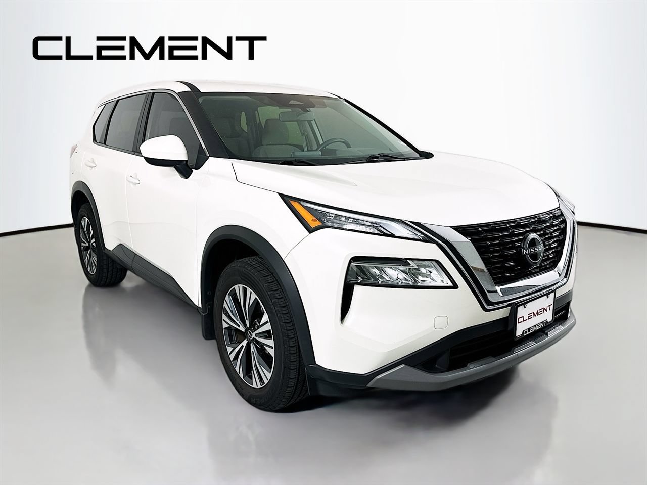 Used 2023 Nissan Rogue SV FWD image 5