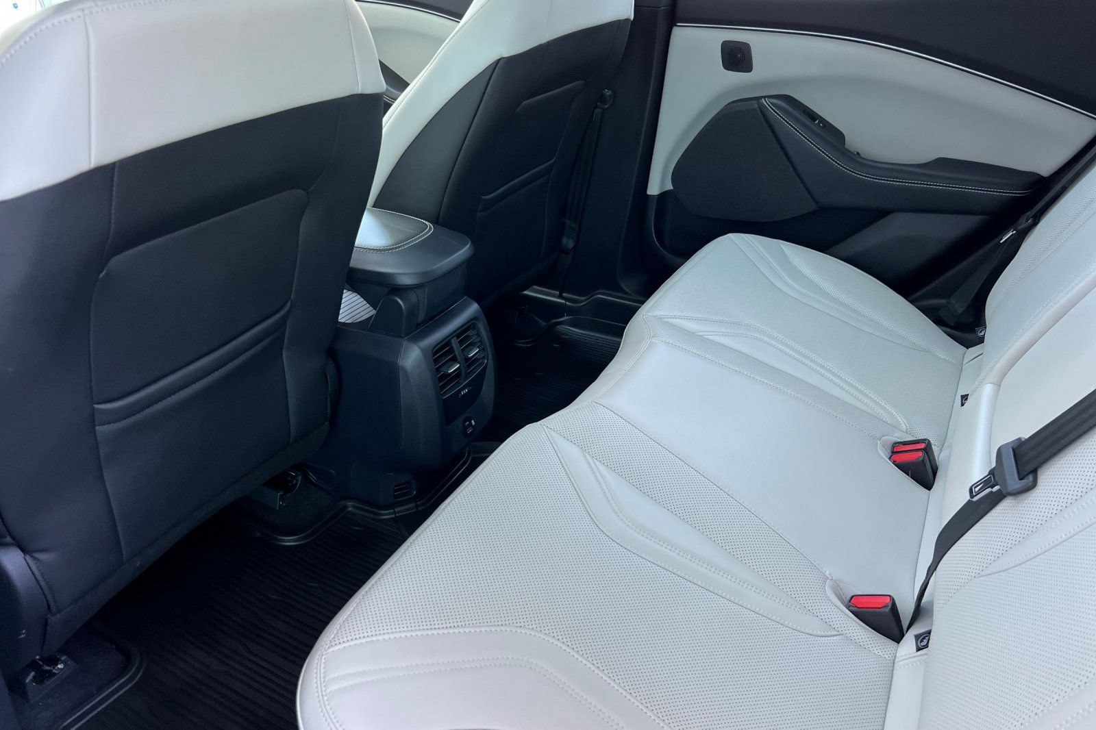 Certified 2023 Ford Mustang Mach-E Premium RWD image 4