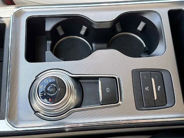 Certified 2023 Ford Edge Titanium w/ Class II Trailer Tow Package image 15