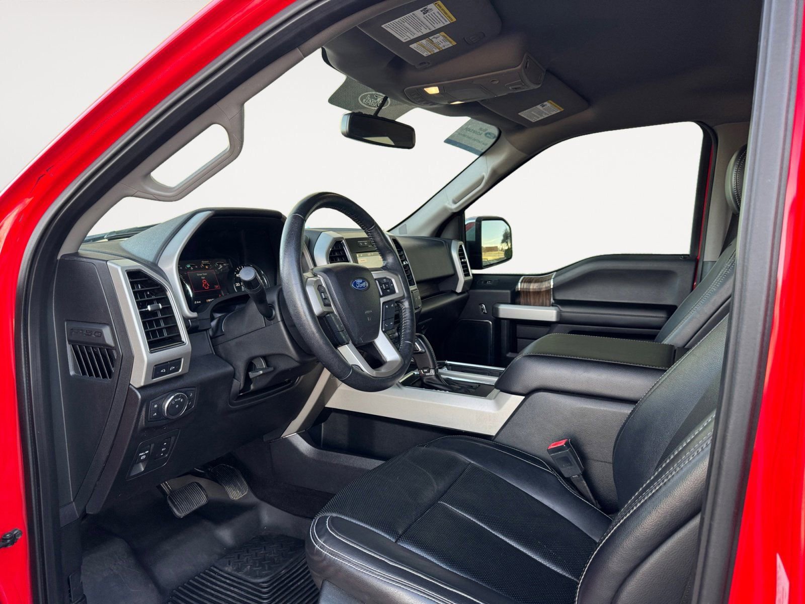 Certified 2018 Ford F150 Lariat image 9