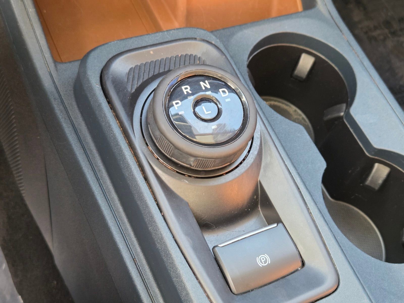 Certified 2022 Ford Maverick Lariat image 23