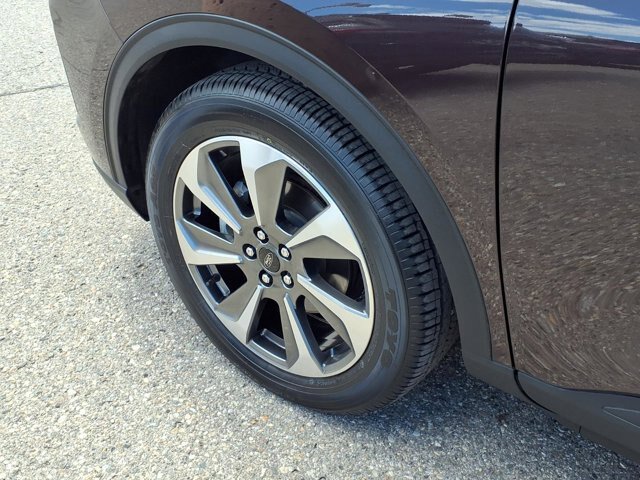 Certified 2023 Ford Escape Platinum AWD/4WD image 28