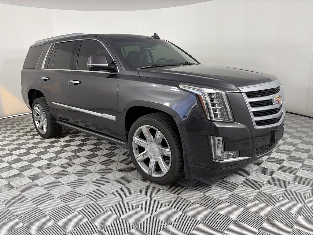 Used 2018 Cadillac Escalade Premium Luxury image 1