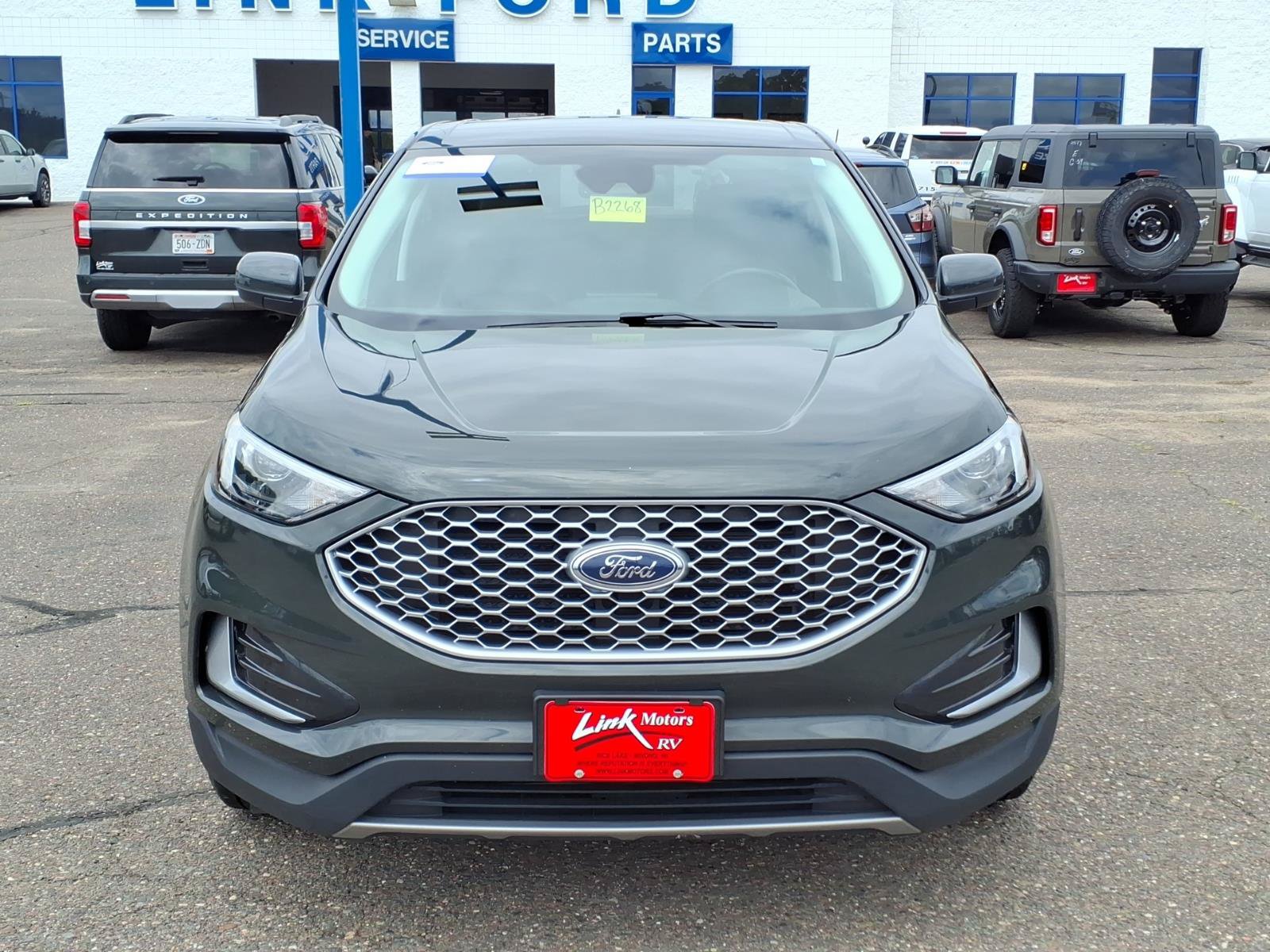 Certified 2024 Ford Edge SEL AWD/4WD image 9
