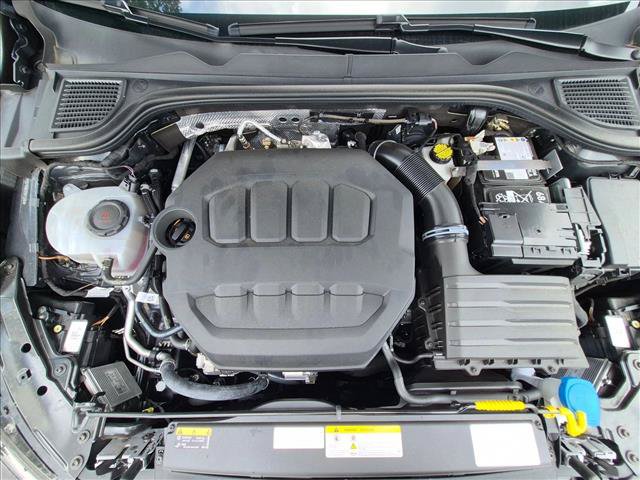 Used 2025 Volkswagen Golf S FWD image 21