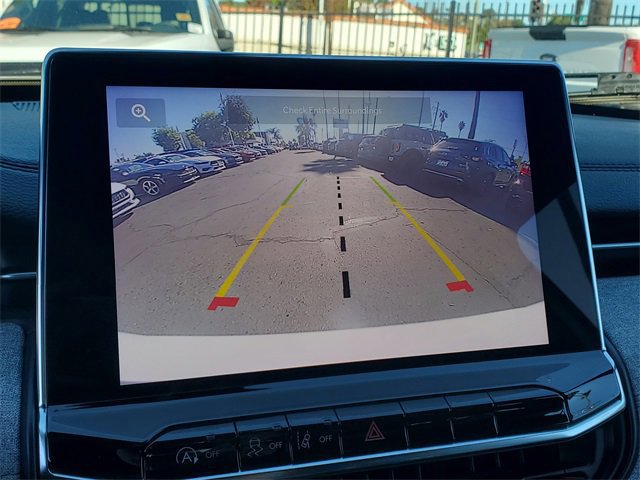 Used 2024 Jeep Compass Latitude image 14