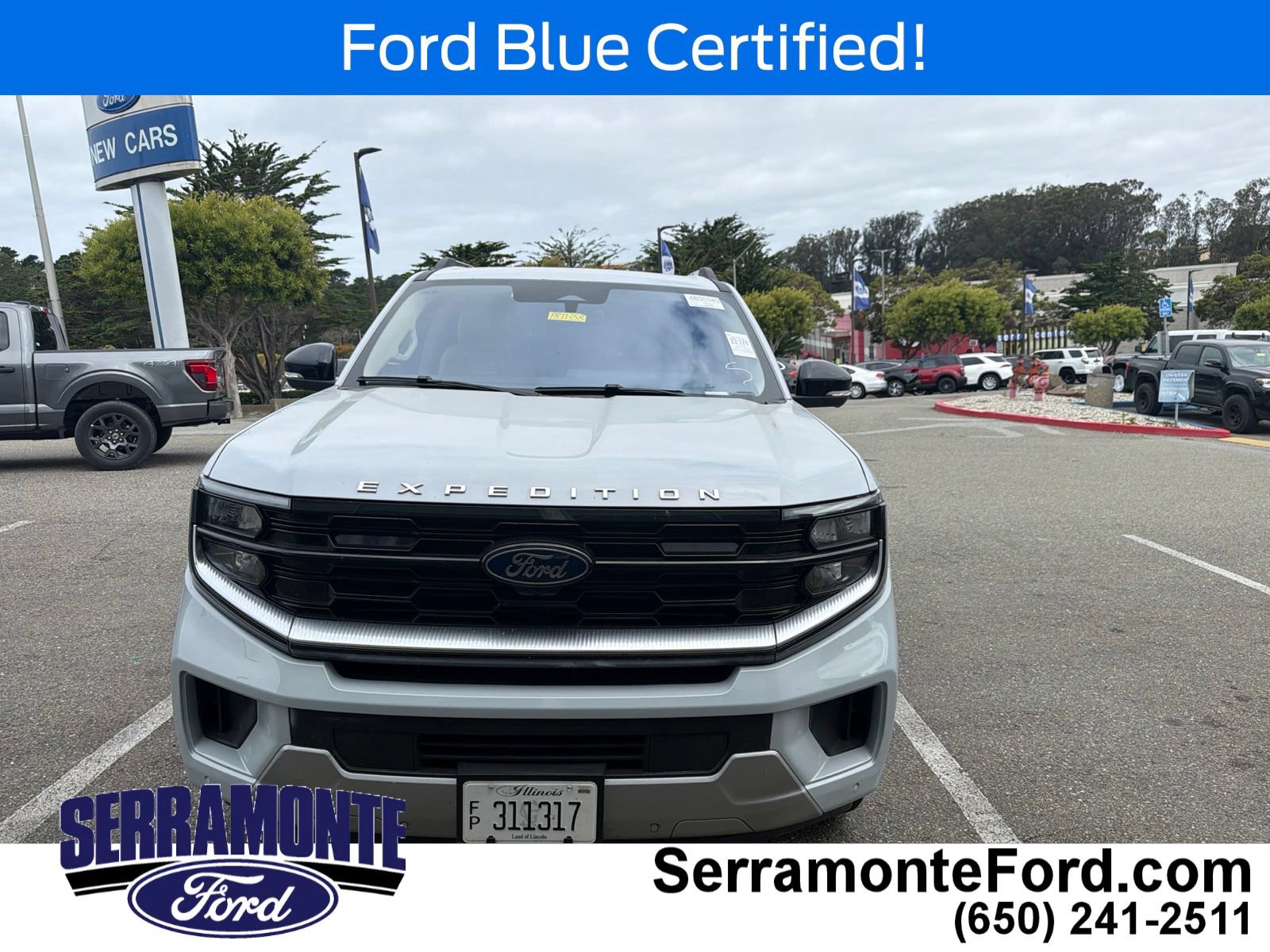 Certified 2025 Ford Expedition Platinum w/ Driver's Package AWD/4WD image 2