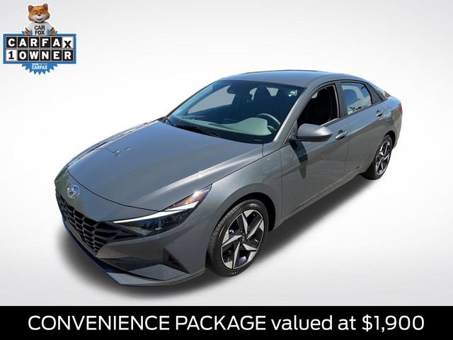 Used 2023 Hyundai Elantra SEL w/ Convenience Package FWD image 3