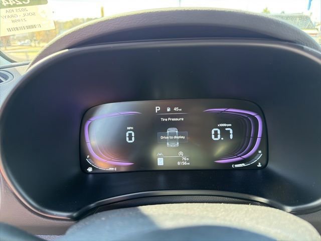 Used 2025 Kia Soul LX w/ LX Technology Package image 11