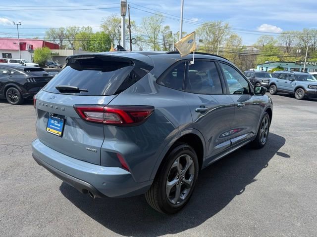 Certified 2023 Ford Escape ST-Line Select w/ Tech Pack #2 AWD/4WD image 8