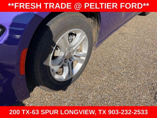 Used 2023 Dodge Charger SXT image 4