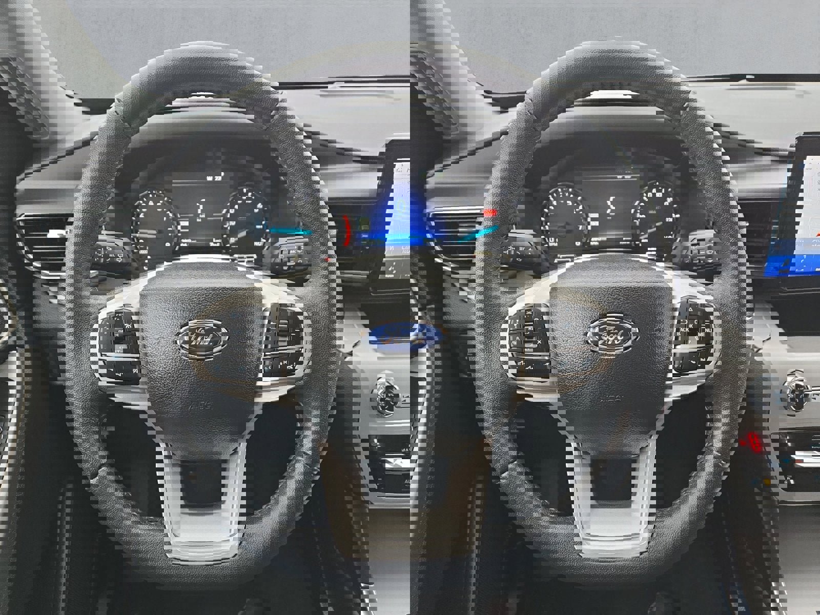 Certified 2022 Ford Explorer XLT w/ Equipment Group 202A image 13