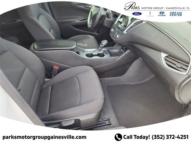 Used 2024 Chevrolet Malibu LT image 8