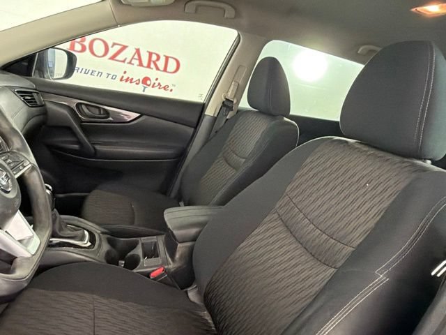 Used 2019 Nissan Rogue S FWD image 11