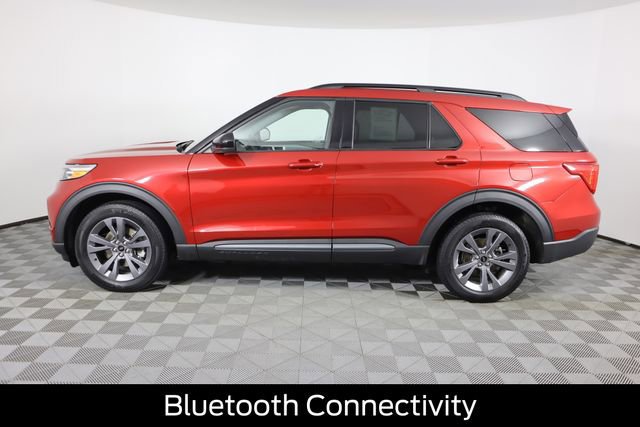 Certified 2022 Ford Explorer XLT w/ Equipment Group 202A image 2