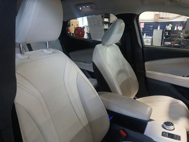 Certified 2022 Ford Mustang Mach-E Premium w/ Ice White Appearance Package image 58