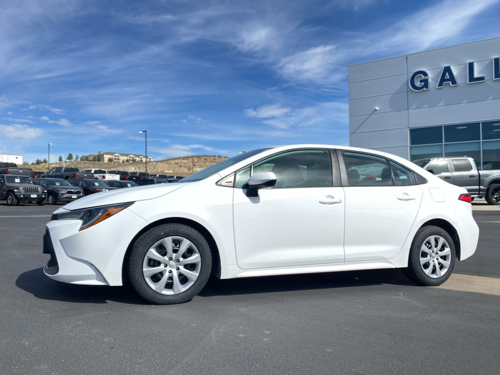 Used 2022 Toyota Corolla LE FWD image 19