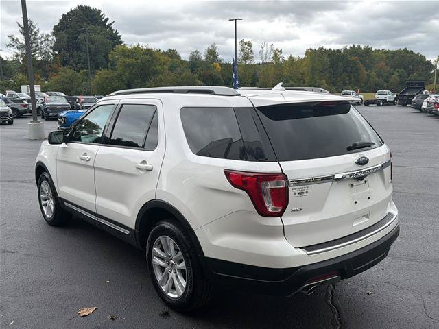 Certified 2018 Ford Explorer XLT w/ Equipment Group 202A AWD/4WD image 5