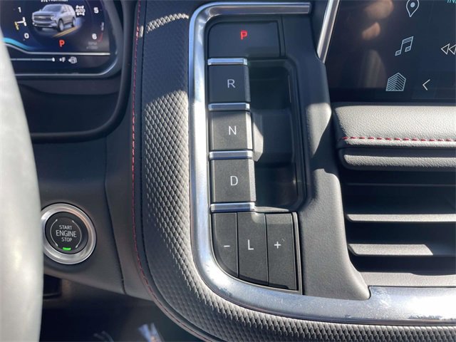 Used 2023 Chevrolet Suburban RST w/ Sport Performance Package image 27