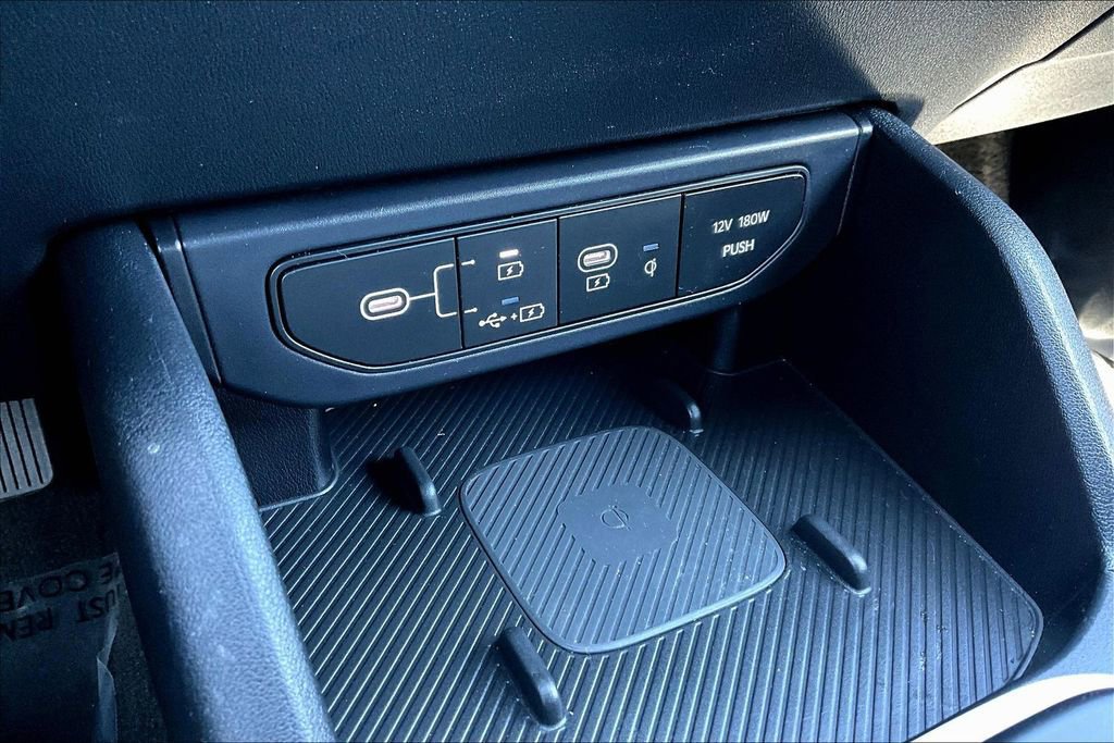 Used 2025 Kia K4 GT-Line w/ GT-Line Sunroof Package image 32