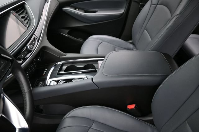 Used 2023 Buick Enclave Essence AWD/4WD image 29