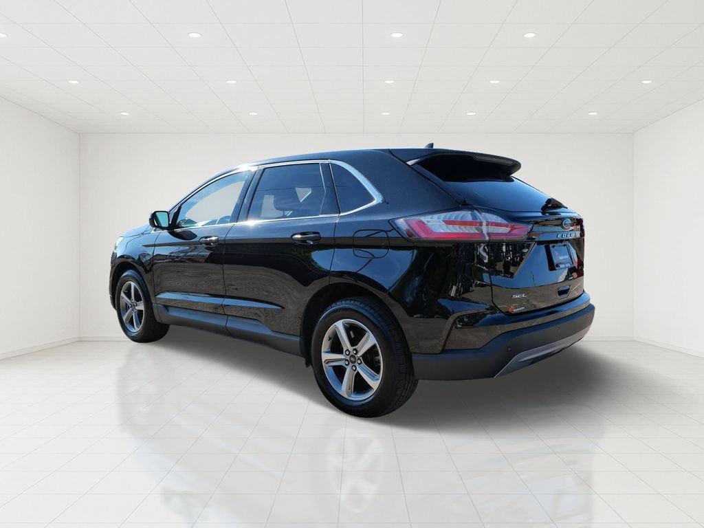Certified 2024 Ford Edge SEL w/ Convenience Package AWD/4WD image 4