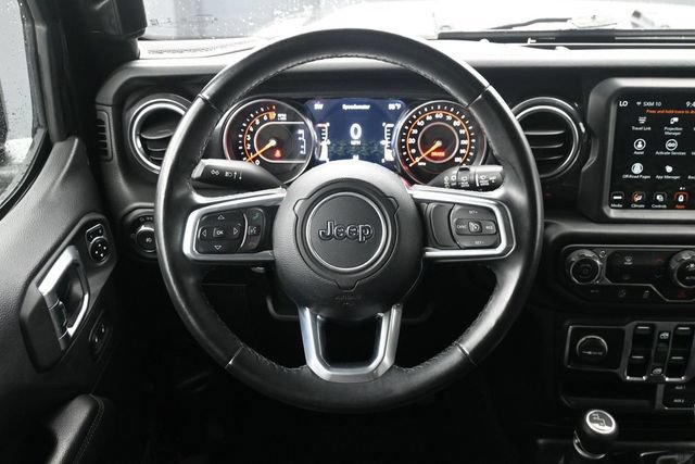 Used 2020 Jeep Wrangler Unlimited Sahara AWD/4WD image 16
