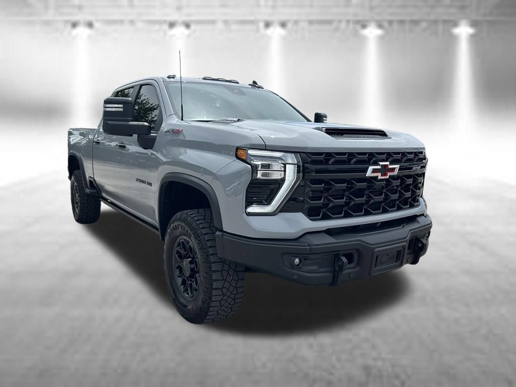 Used 2025 Chevrolet Silverado 2500 ZR2 w/ ZR2 Bison Edition AWD/4WD image 2