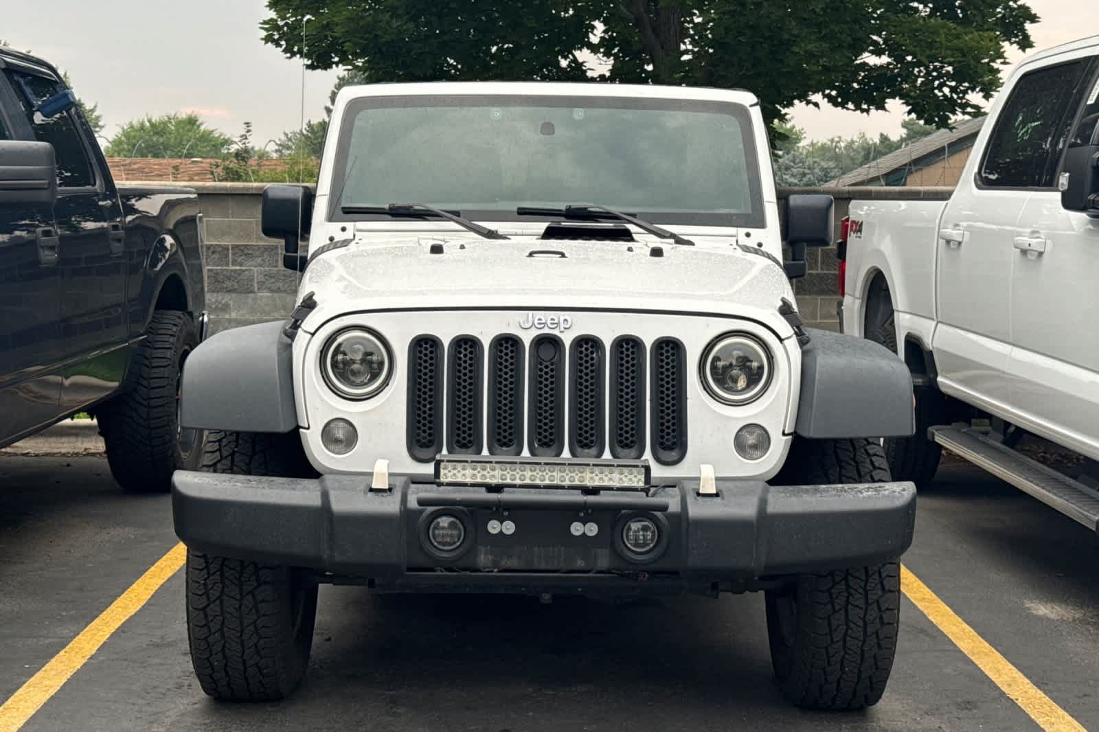 Used 2017 Jeep Wrangler Sport w/ Quick Order Package 24S AWD/4WD image 2