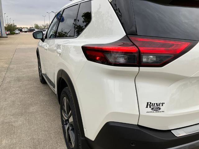 Used 2023 Nissan Rogue SL w/ SL Premium Package AWD/4WD image 4