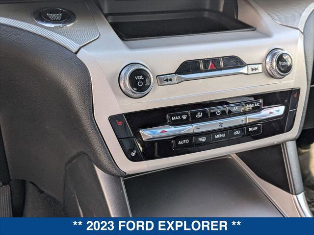 Certified 2023 Ford Explorer XLT w/ Equipment Group 202A RWD image 14