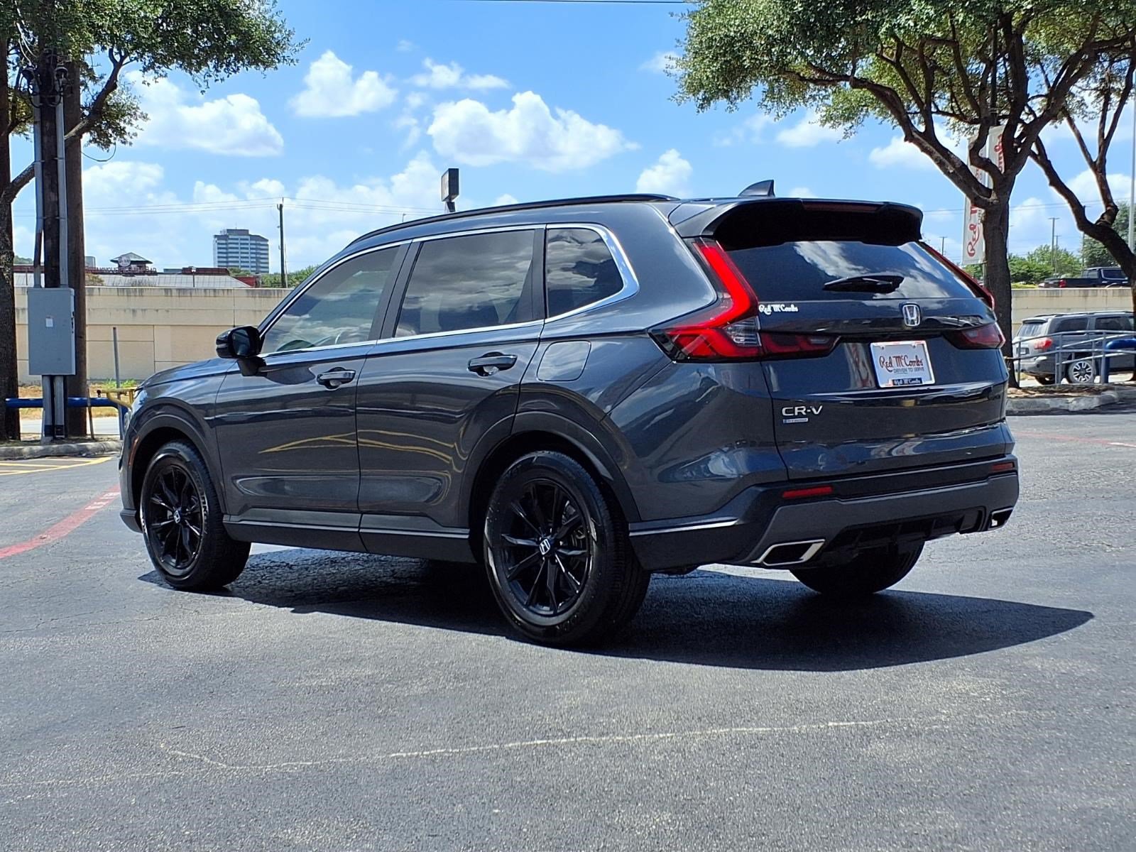 Used 2025 Honda CR-V Sport image 8