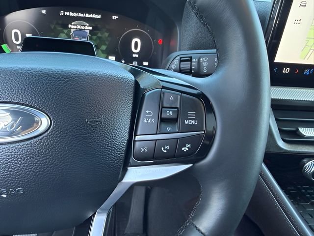 Certified 2025 Ford Explorer Platinum w/ LUX Leather Package AWD/4WD image 27