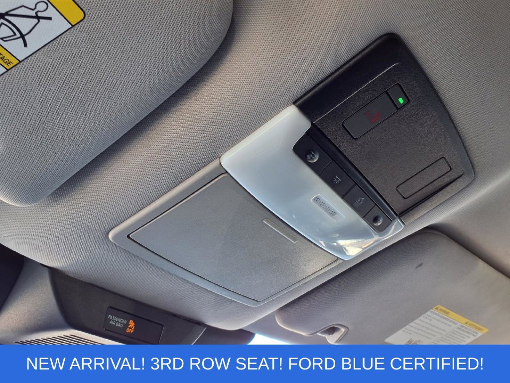 Used 2025 Nissan Pathfinder SV FWD image 16