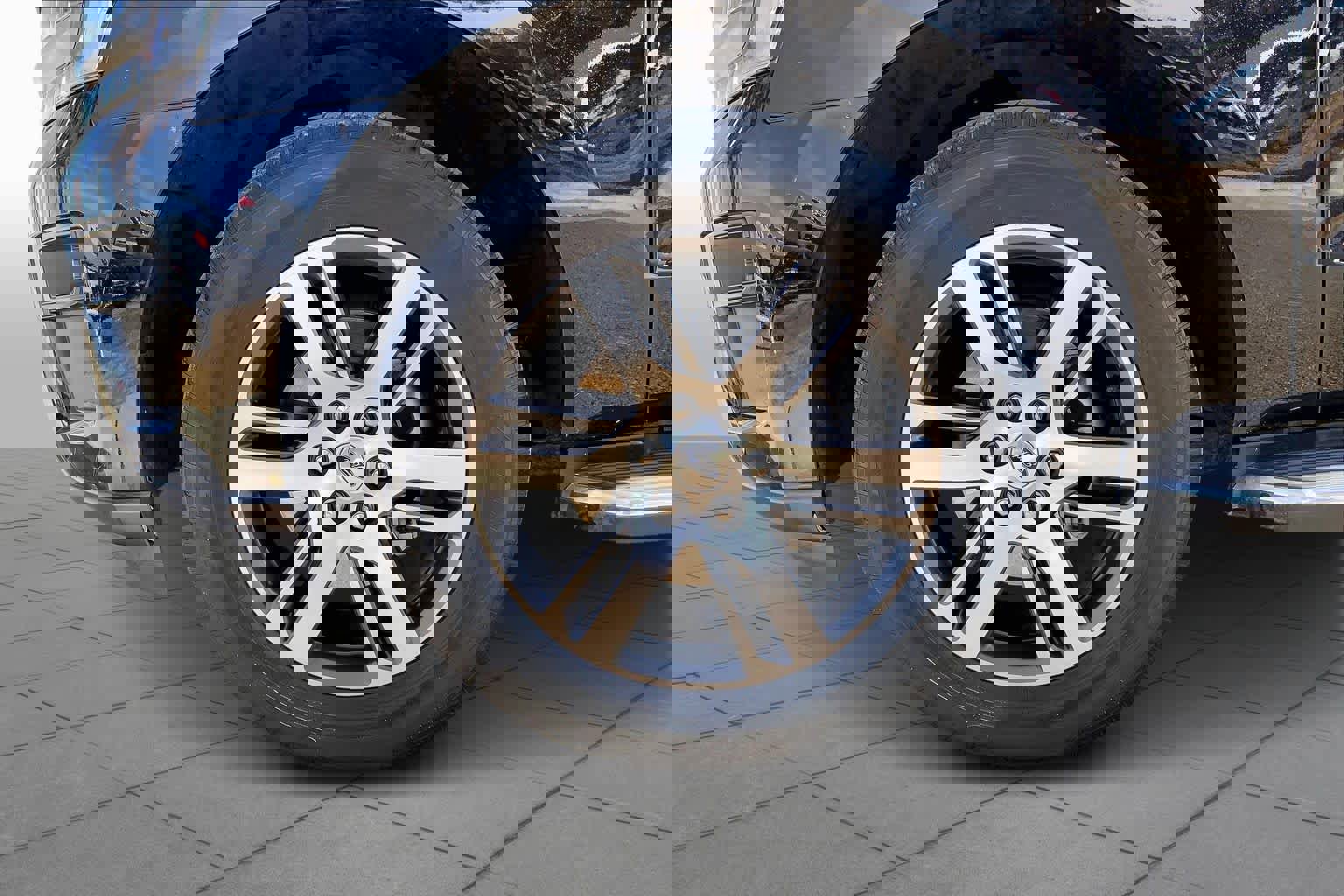 Certified 2022 Ford Expedition Max XLT image 10