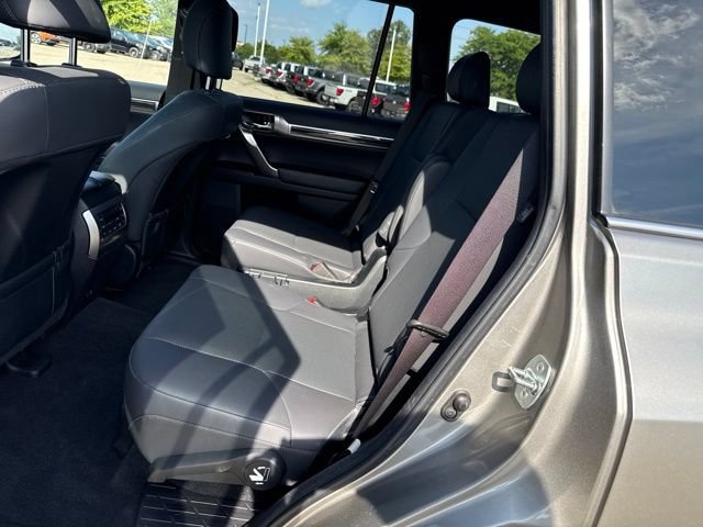 Used 2022 Lexus GX 460 Premium AWD/4WD image 13