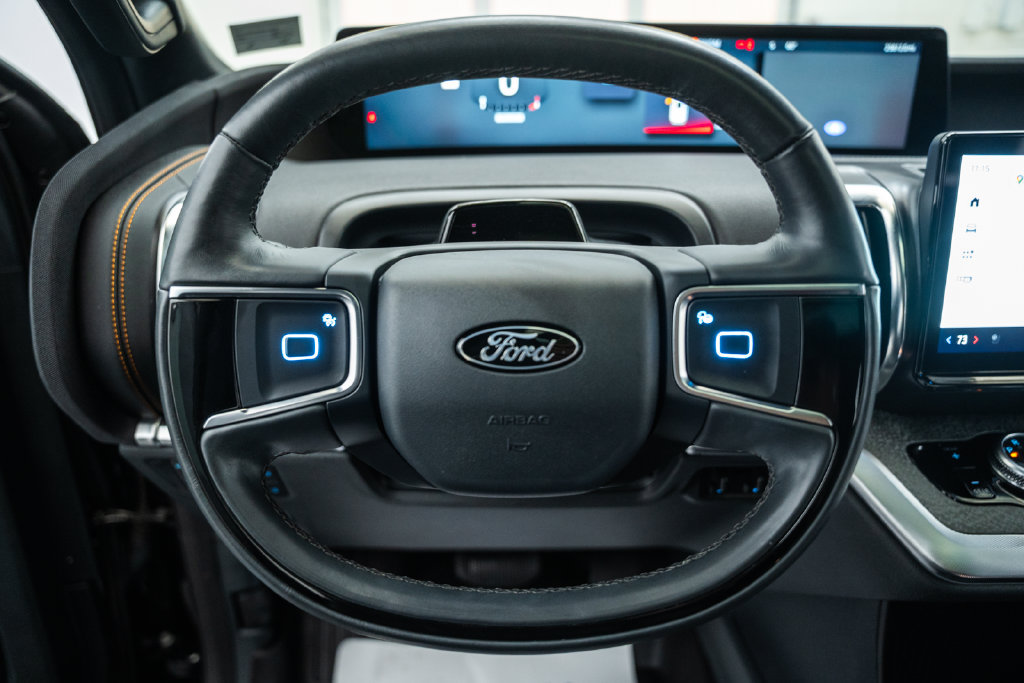 Certified 2025 Ford Expedition Tremor AWD/4WD image 35