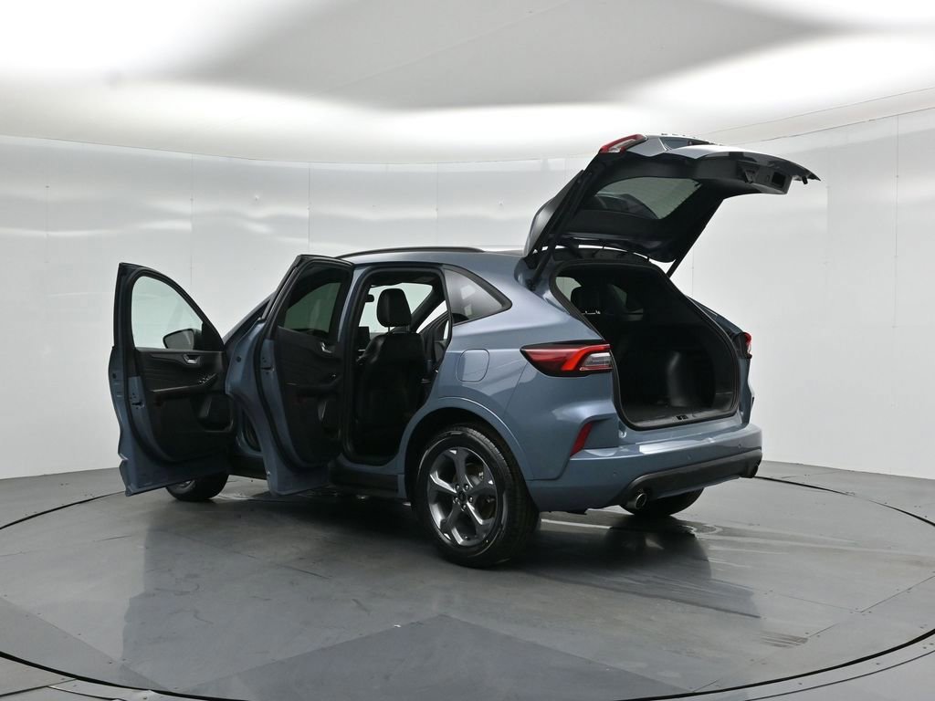 Certified 2023 Ford Escape ST-Line w/ Tech Pack #1 image 57