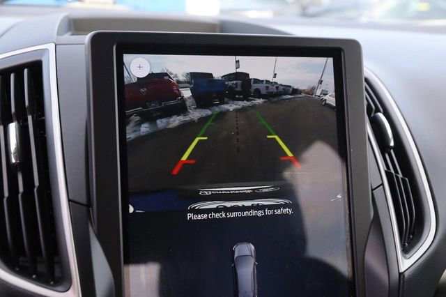 Certified 2024 Ford Edge SEL image 16