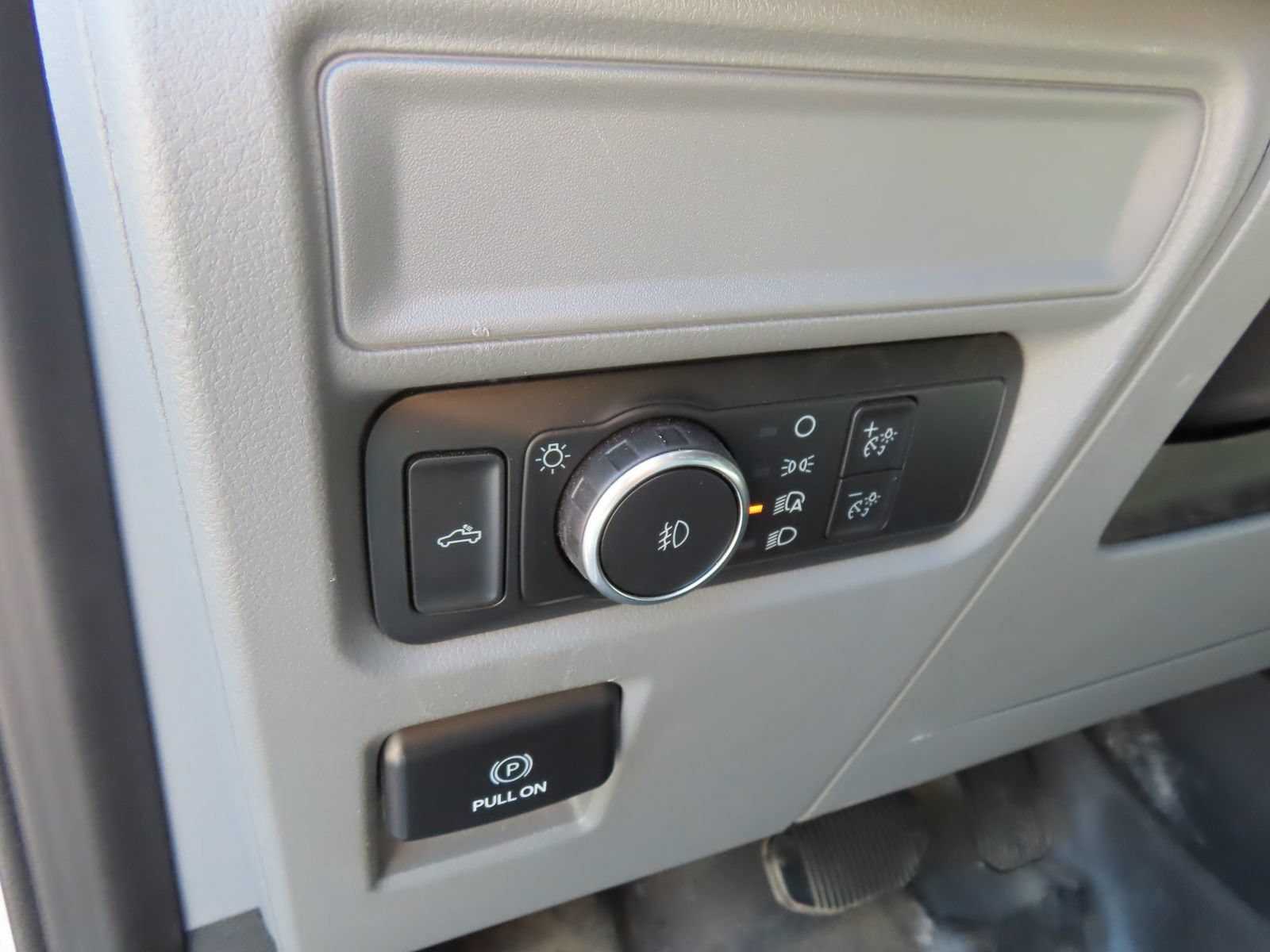 Certified 2022 Ford F150 XL w/ Equipment Group 101A High RWD image 11
