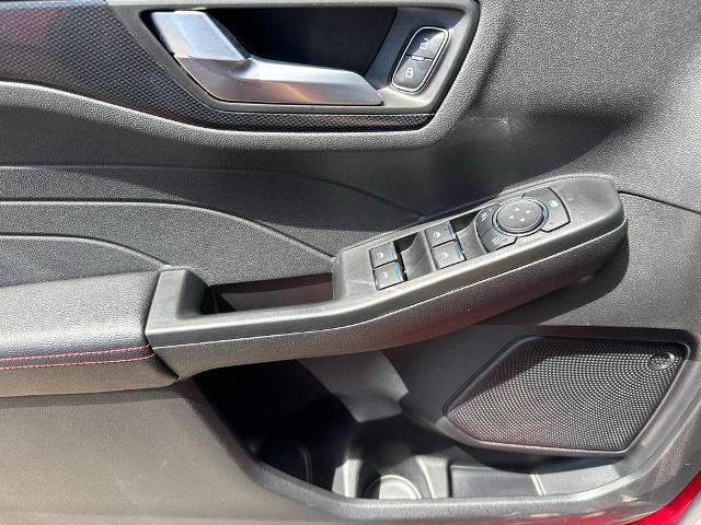 Certified 2024 Ford Escape ST-Line w/ Tech Pack #1 AWD/4WD image 17