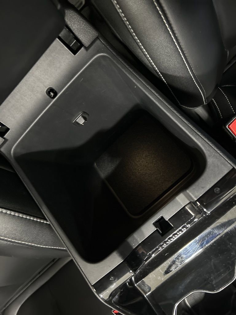 Used 2023 Jeep Grand Cherokee L Limited image 23