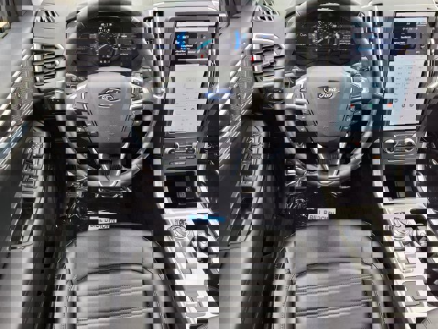 Certified 2023 Ford Edge SEL w/ Convenience Package image 9