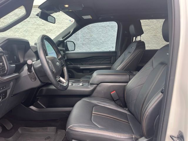 Certified 2023 Ford Expedition Max Platinum AWD/4WD image 4