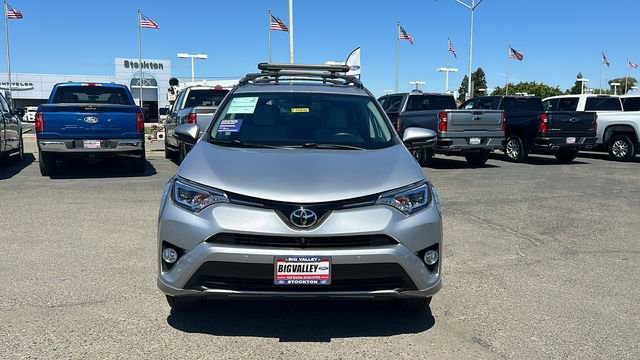 Used 2017 Toyota RAV4 Platinum image 9