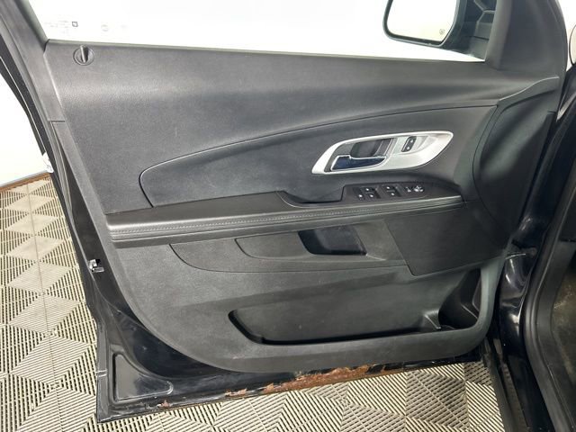 Used 2017 Chevrolet Equinox LT w/ Convenience Package AWD/4WD image 8