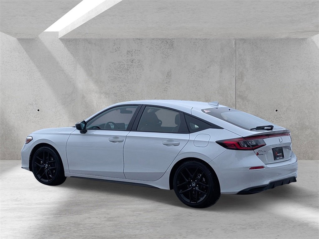 Used 2025 Honda Civic Sport image 4