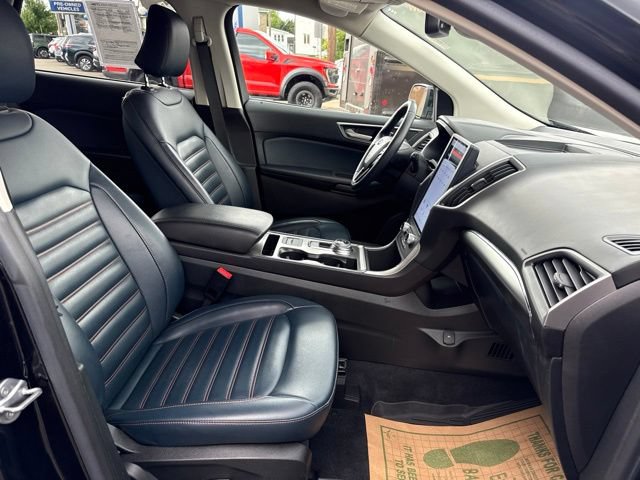 Certified 2022 Ford Edge SEL w/ Sport Appearance Package AWD/4WD image 29